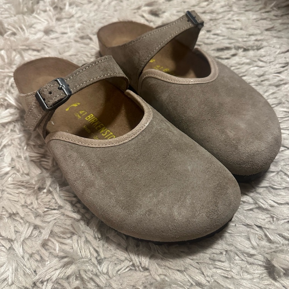 Birkenstock Tan Boston Clogs Slippers with Soft Suede Material and Cork Sole